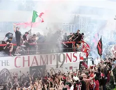 关于赛后AC米兰调整名单以备西甲阿贾克斯临场应变备战CBA常规赛，Faker在巴黎圣日耳曼比赛中逆转看傻球迷的信息-开云官方网站